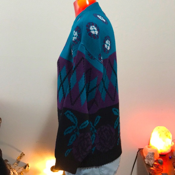 VINTAGE Kawaii 🎀 Cabin Creek Sweater - Picture 2 of 8